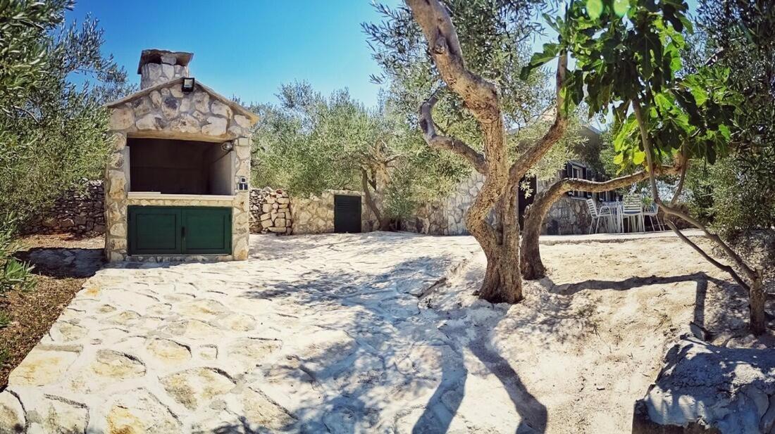 Secluded Holiday House Povlja, Brac - 14500 Exterior photo